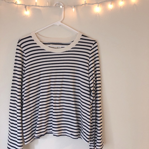 Striped Sweater/pull over! - Picture 1 of 3
